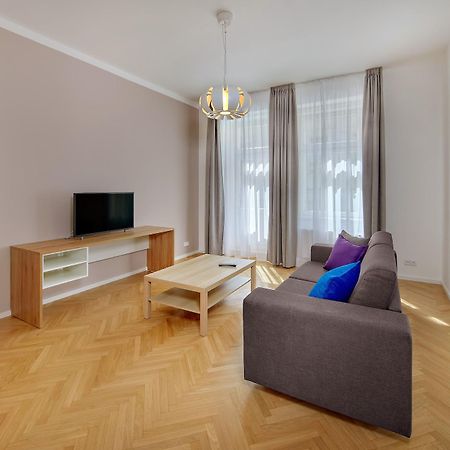 Downtown Suites Kodanska Praga Esterno foto