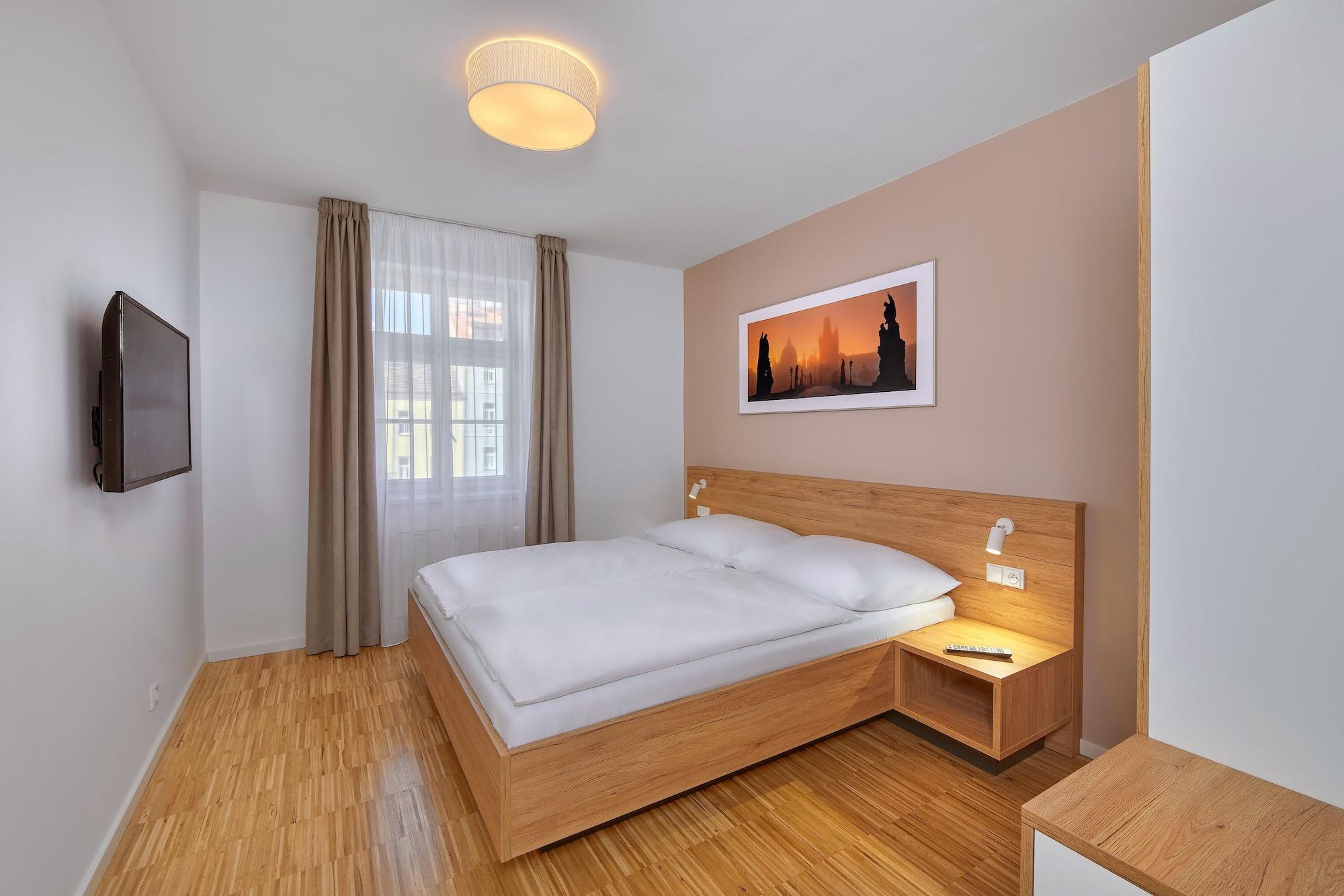 Downtown Suites Kodanska Praga Esterno foto
