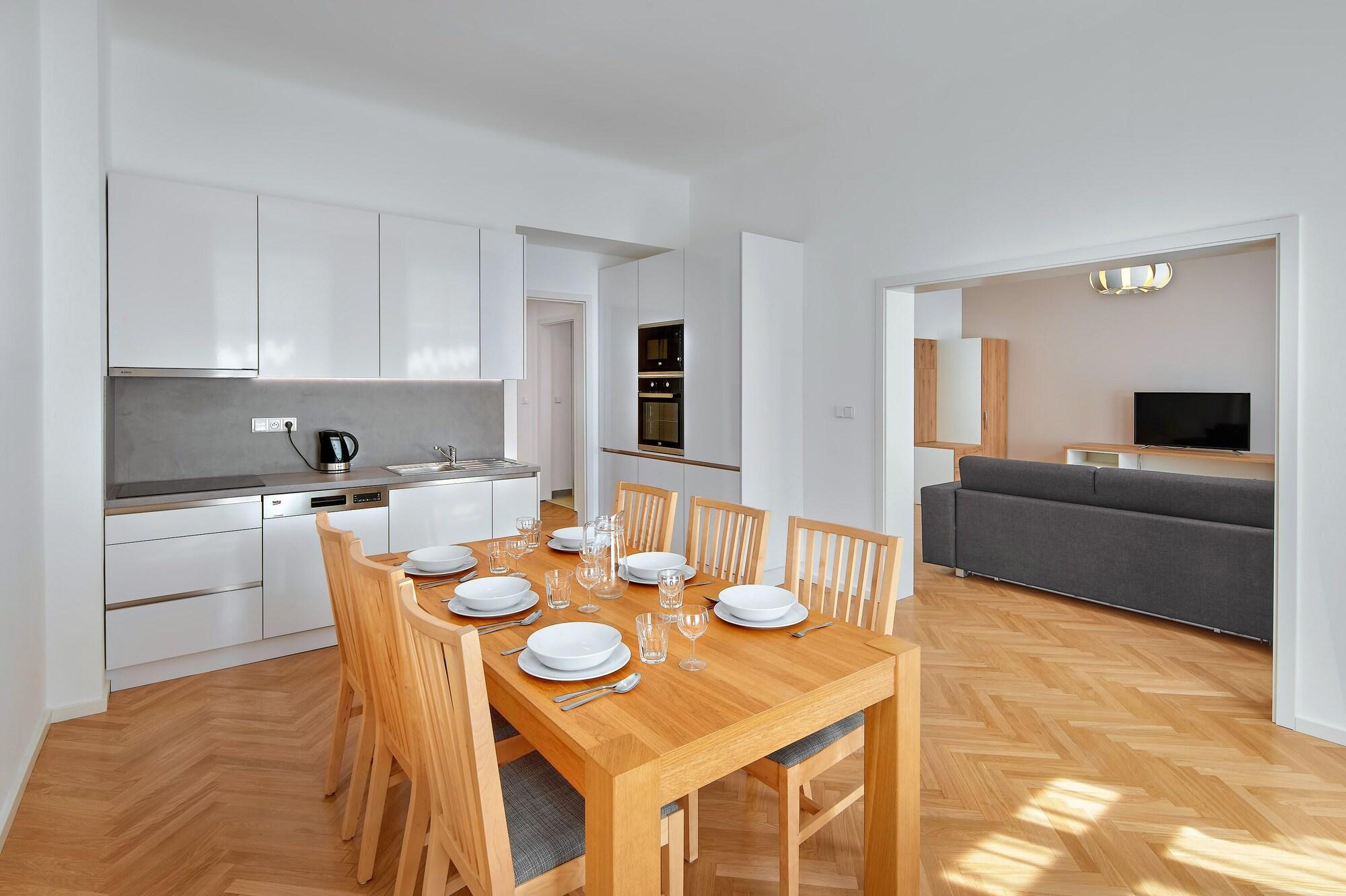 Downtown Suites Kodanska Praga Esterno foto