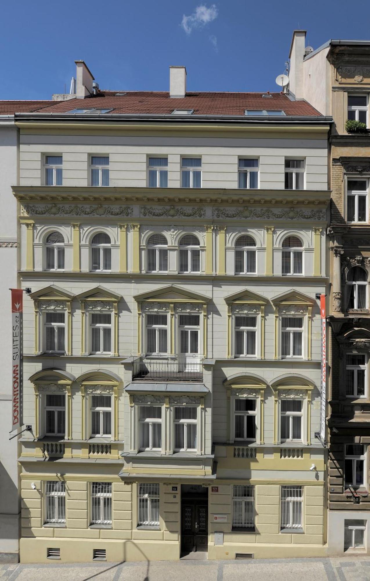 Downtown Suites Kodanska Praga Esterno foto