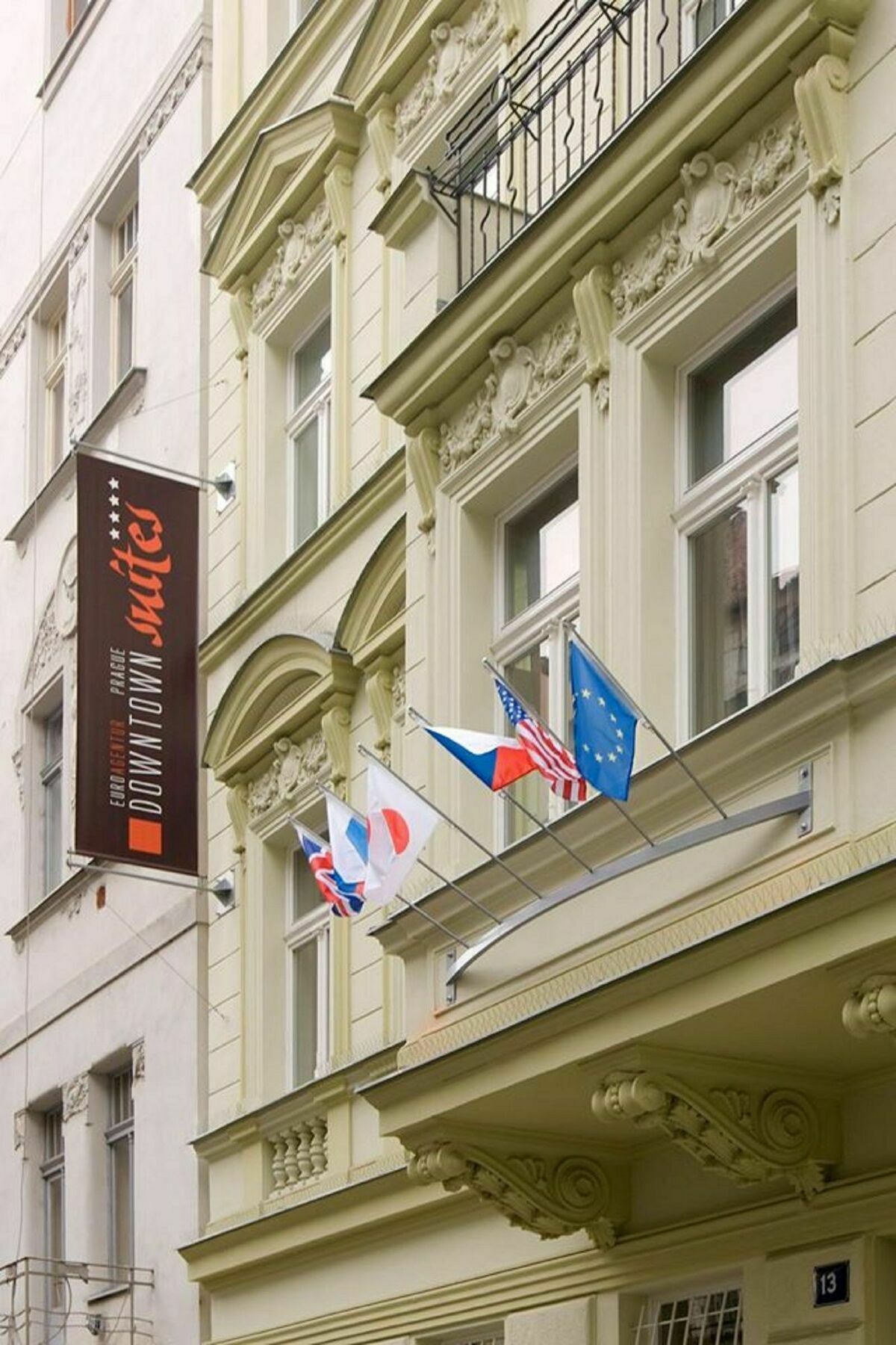 Downtown Suites Kodanska Praga Esterno foto